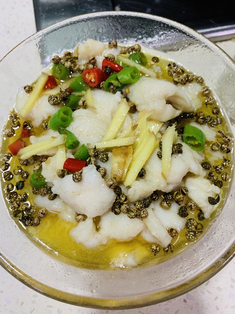 青花椒砂锅鱼