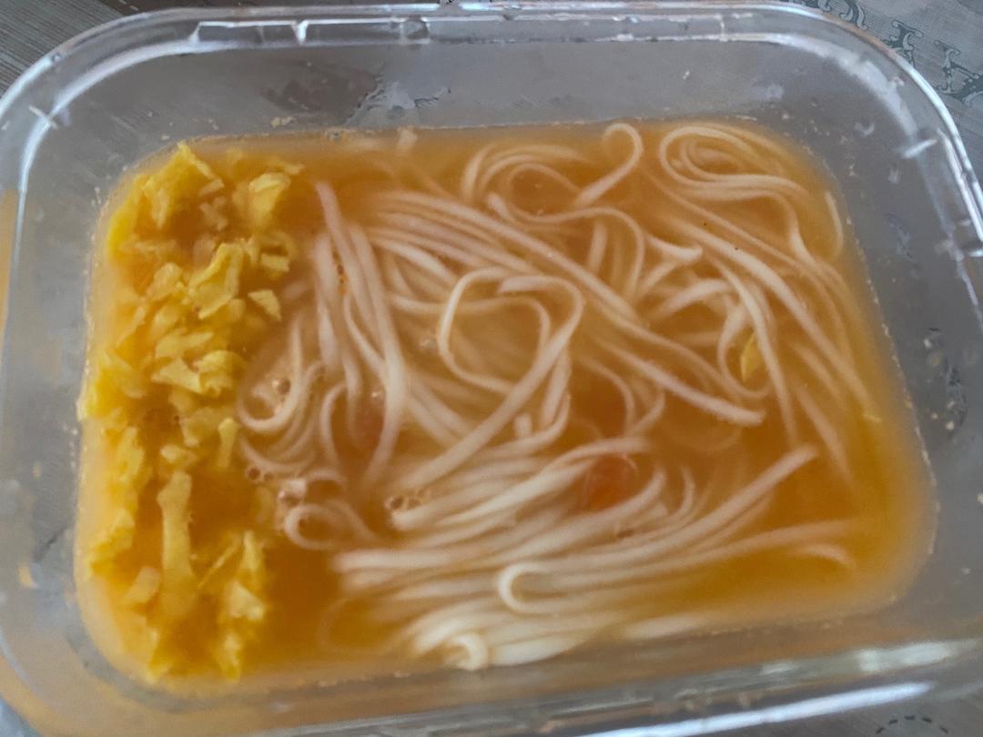 西红柿鸡蛋面的做法