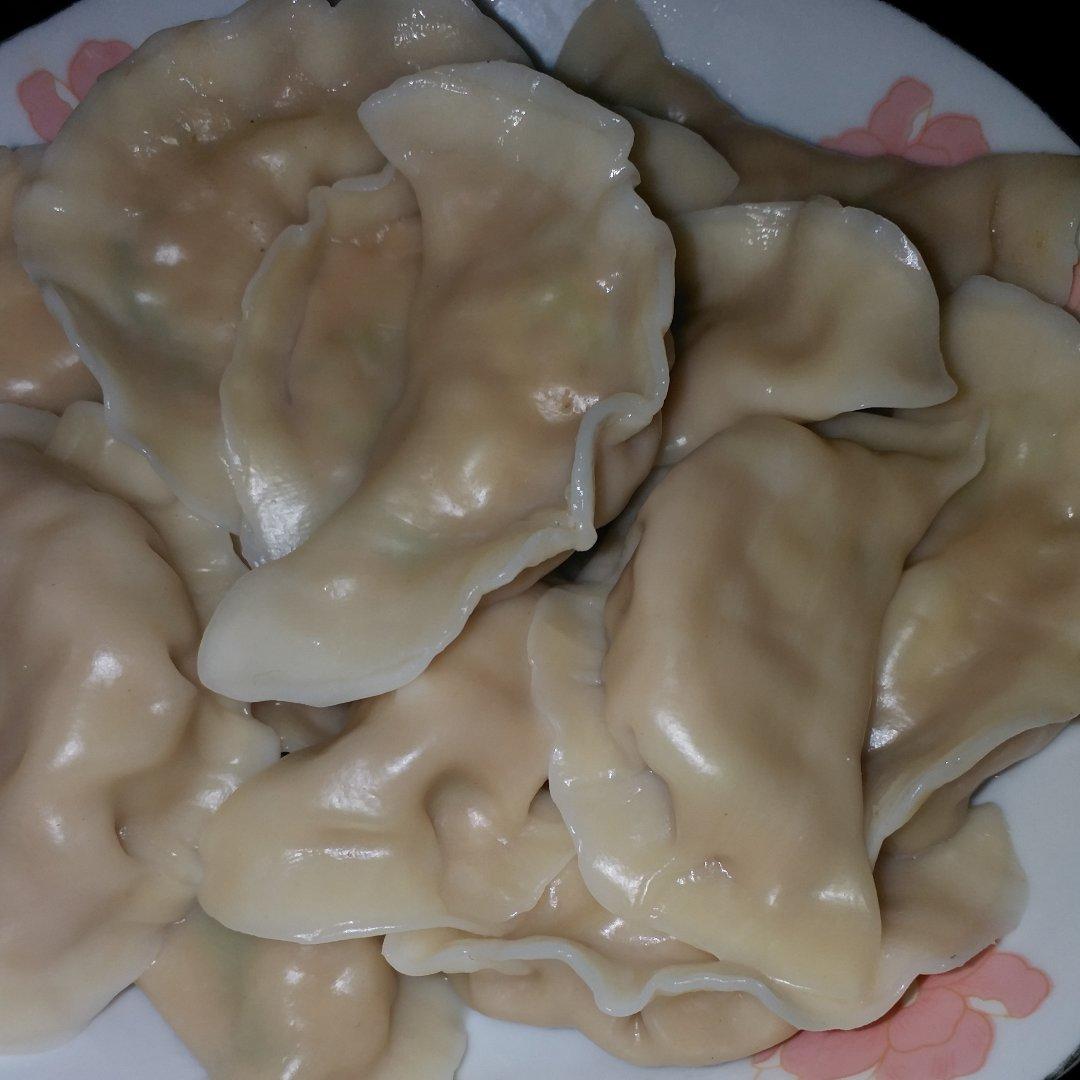 猪肉大葱烫面蒸饺