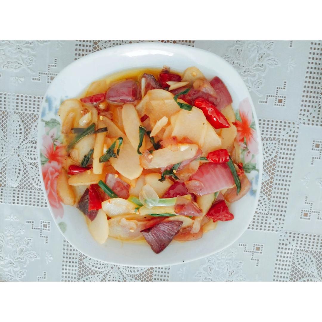 边吃边流泪的「孜然土豆片」
