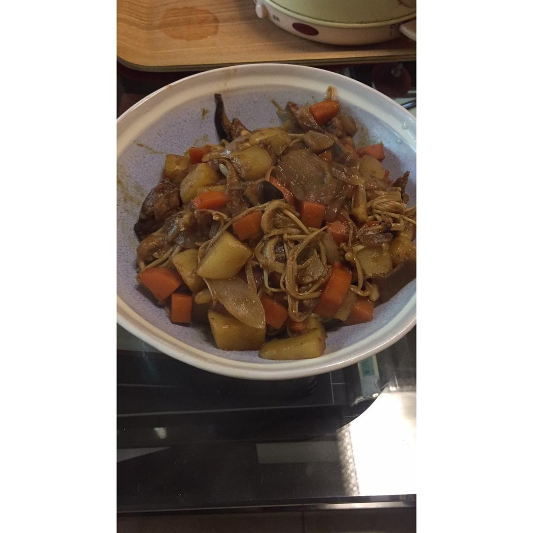 土豆香菇烧鸡腿儿