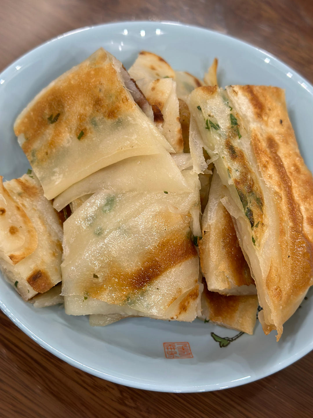 家常葱油饼 柔软多层 凉了也不硬 附细节视频详解