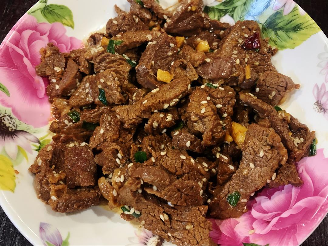 又香又嫩的小炒牛肉（巨好吃，手残党也能做）