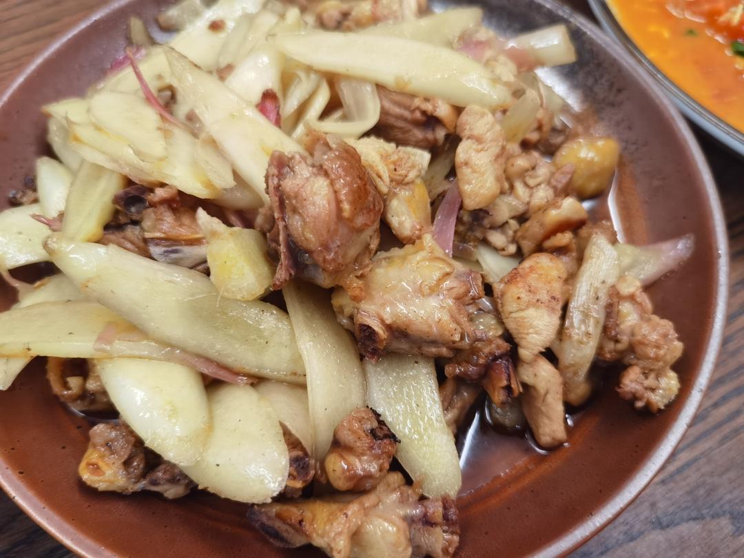 ㊙️不加一滴水‼️仔姜炒鸡‼️鸡肉鲜嫩一秒上头