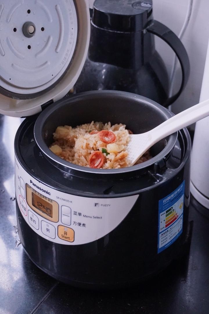腊肠土豆焖饭（电饭锅版）