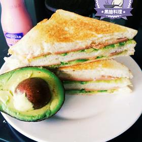 牛油果早餐三明治 Avocado Breakfast Toasted Sandwich