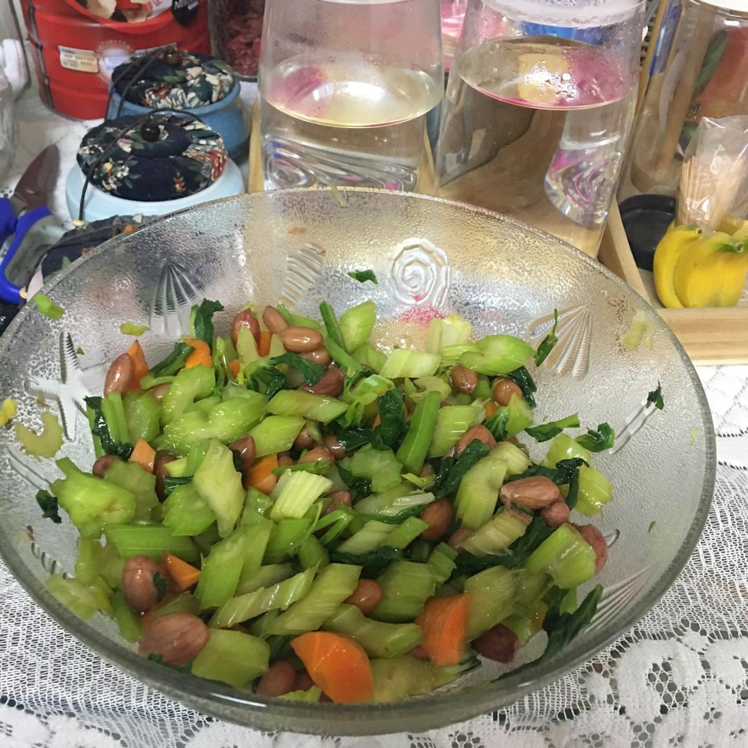 超美味的下酒菜——凉拌花生米