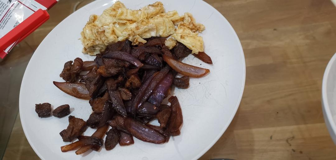 洋葱炒肉丝