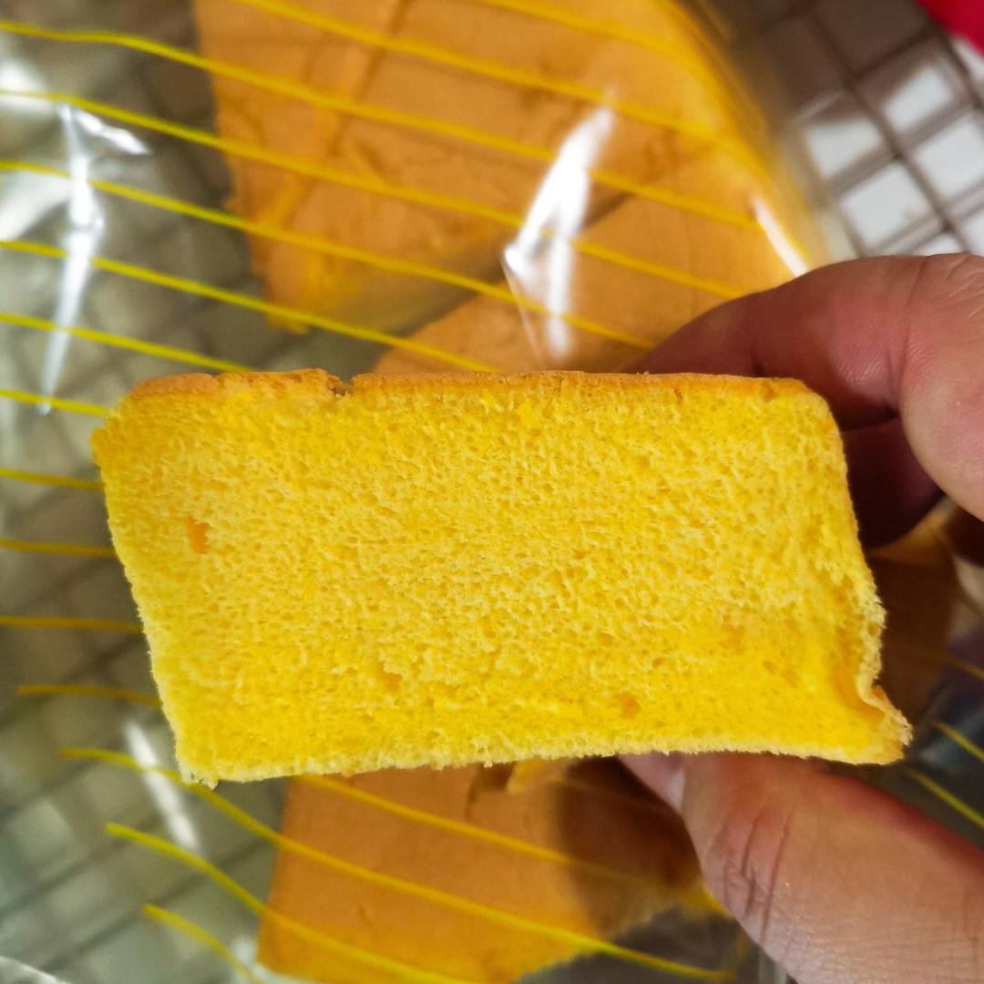 超简单完美戚风蛋糕（6寸2蛋）附打发、翻拌、脱模视频