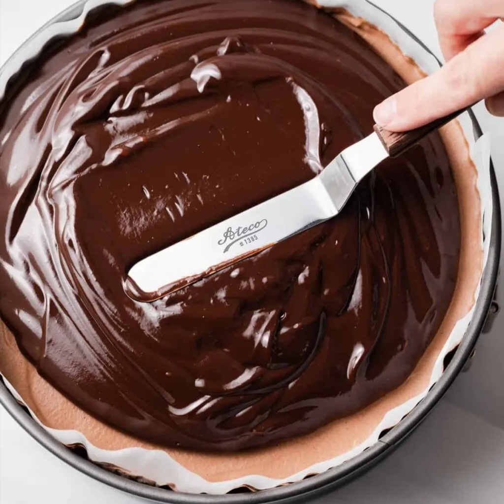 三层口感的巧克力慕斯蛋糕（Chocolate Brownie Mousse Cake）的做法 步骤9