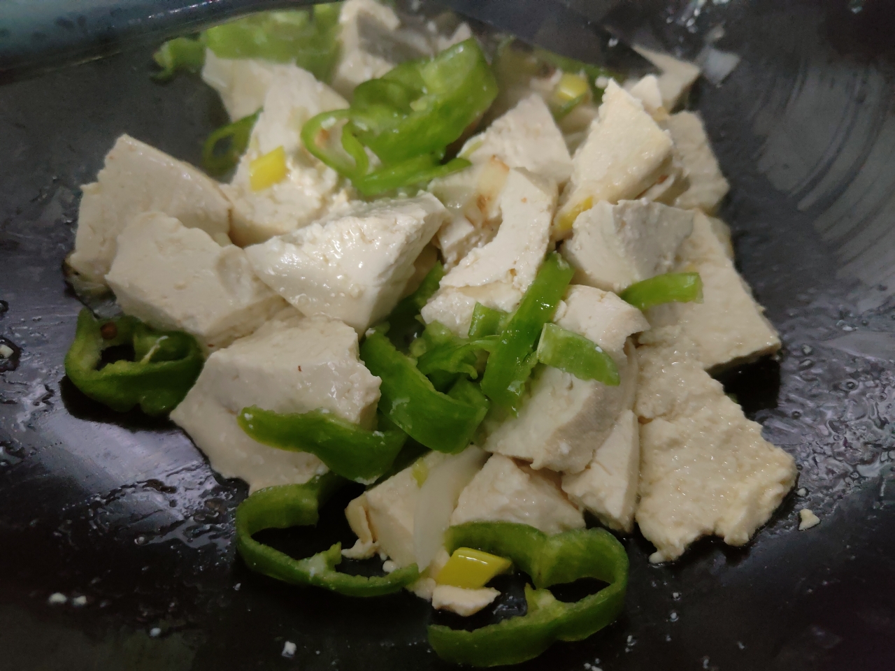 简单好吃的炖豆腐的做法 步骤6