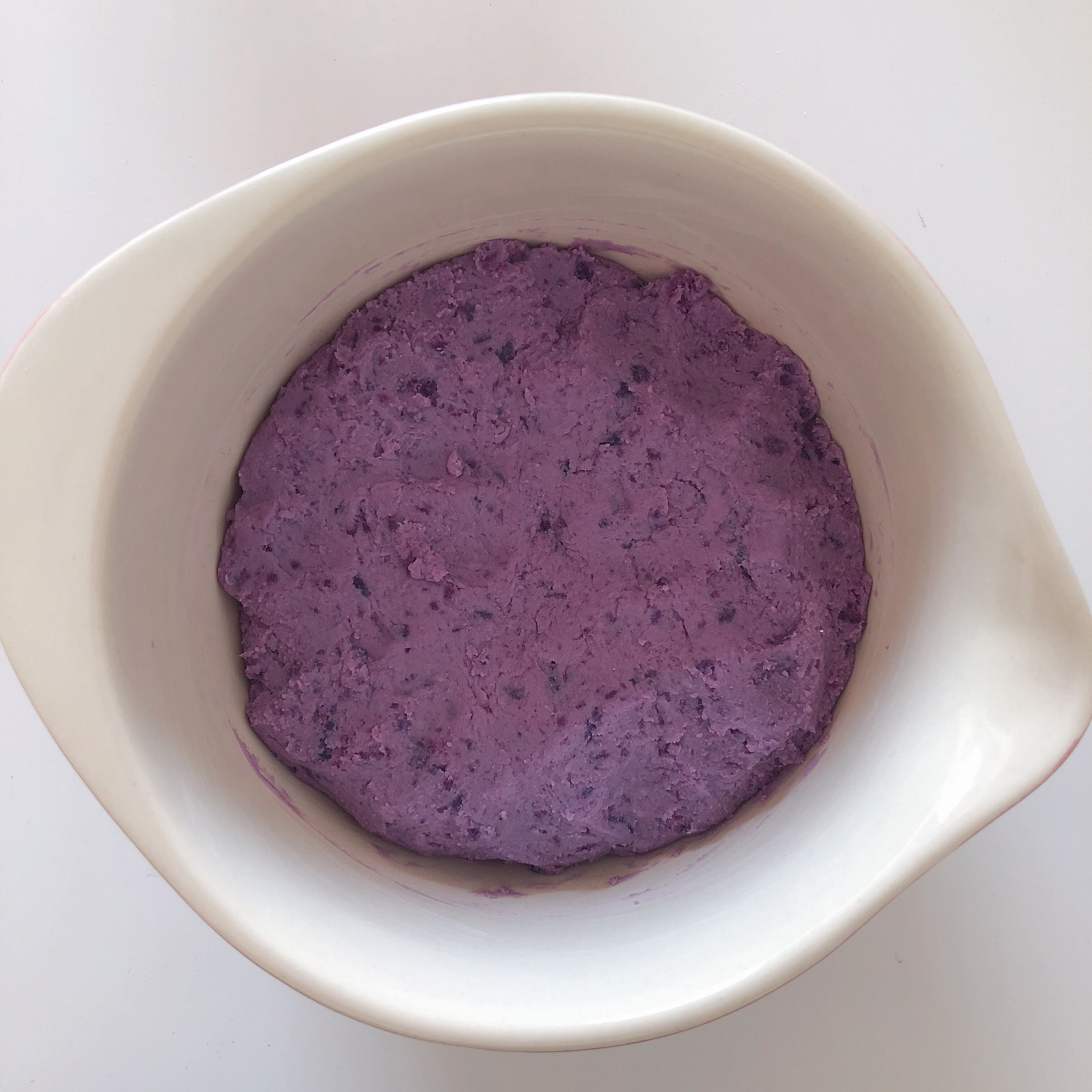 烤箱美食 | 会拉丝的爆浆芝士紫薯饼！的做法 步骤3