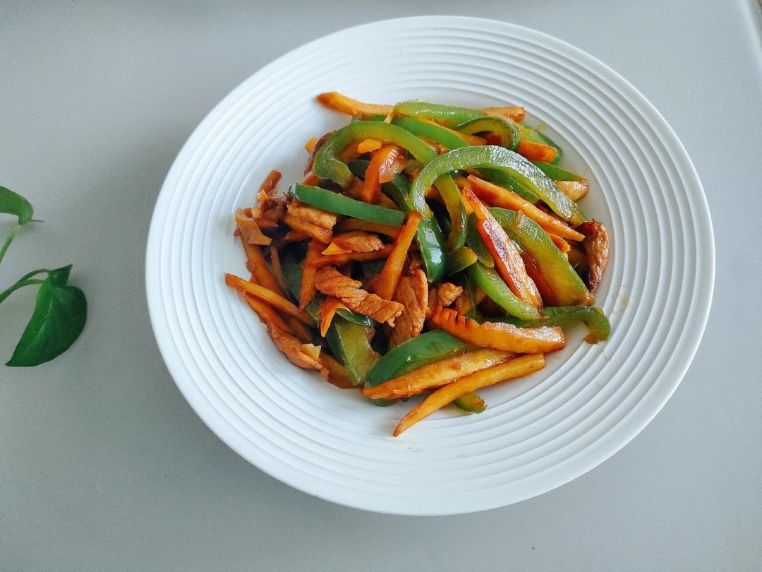 青椒肉丝.经典美味家常菜