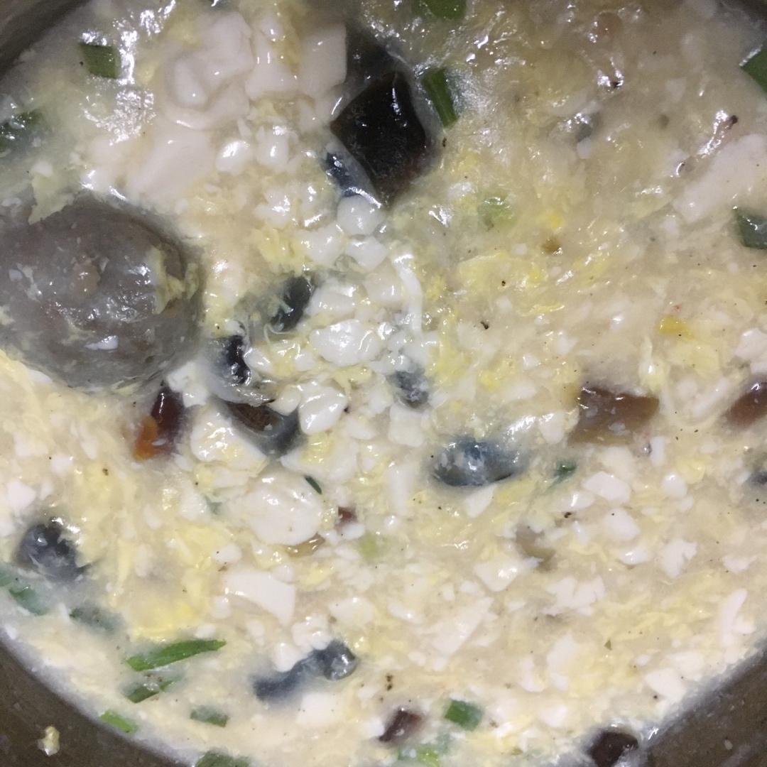 皮蛋豆腐羹