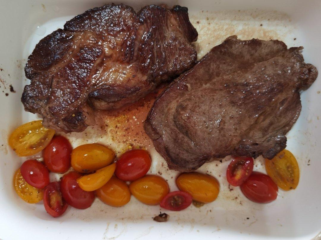 小老虎饲养员做的好吃到哭的煎牛排