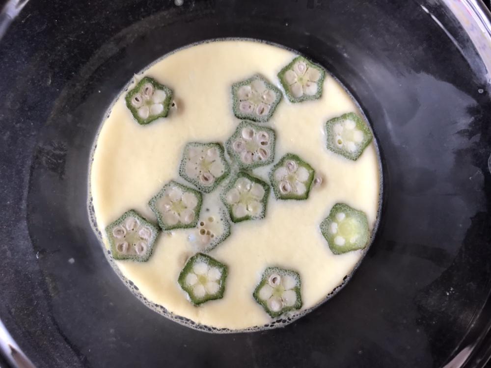 秋葵鸡蛋羹