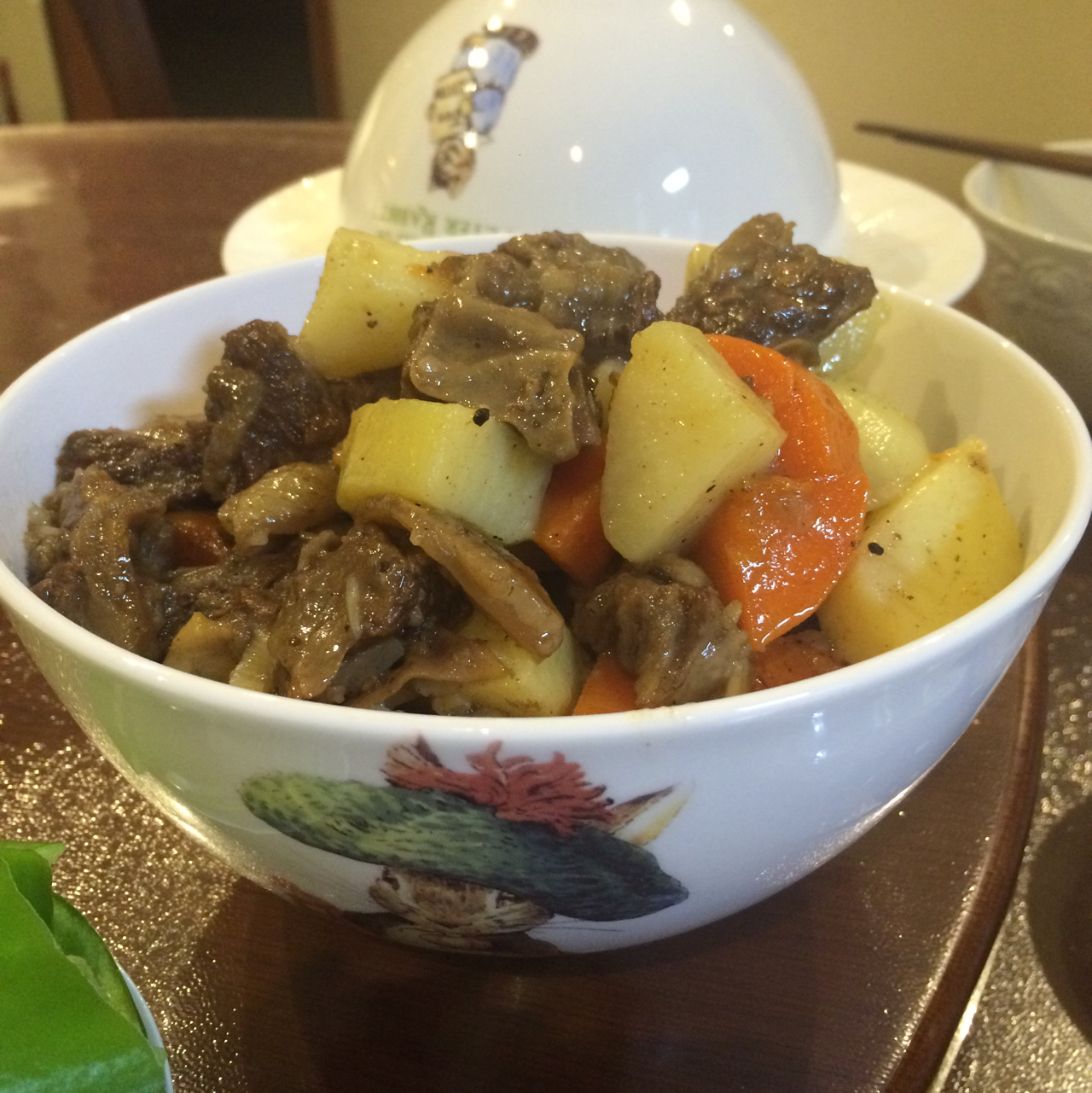 胡萝卜土豆烧牛腩