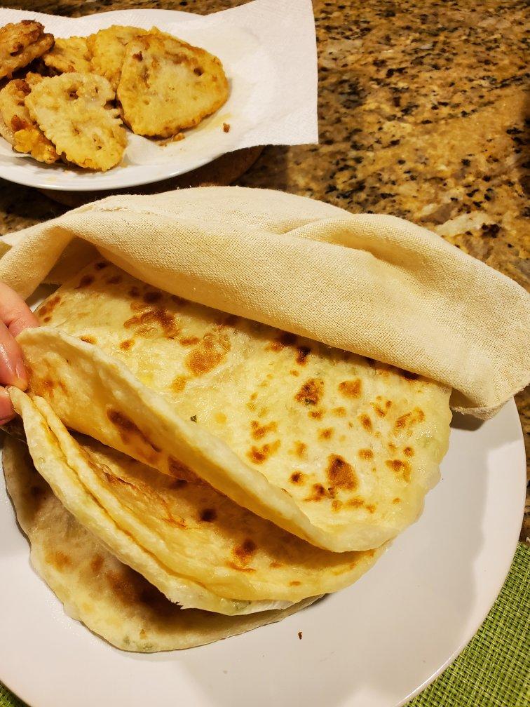 葱花大饼、蓬松柔软又简单的大葱烙饼