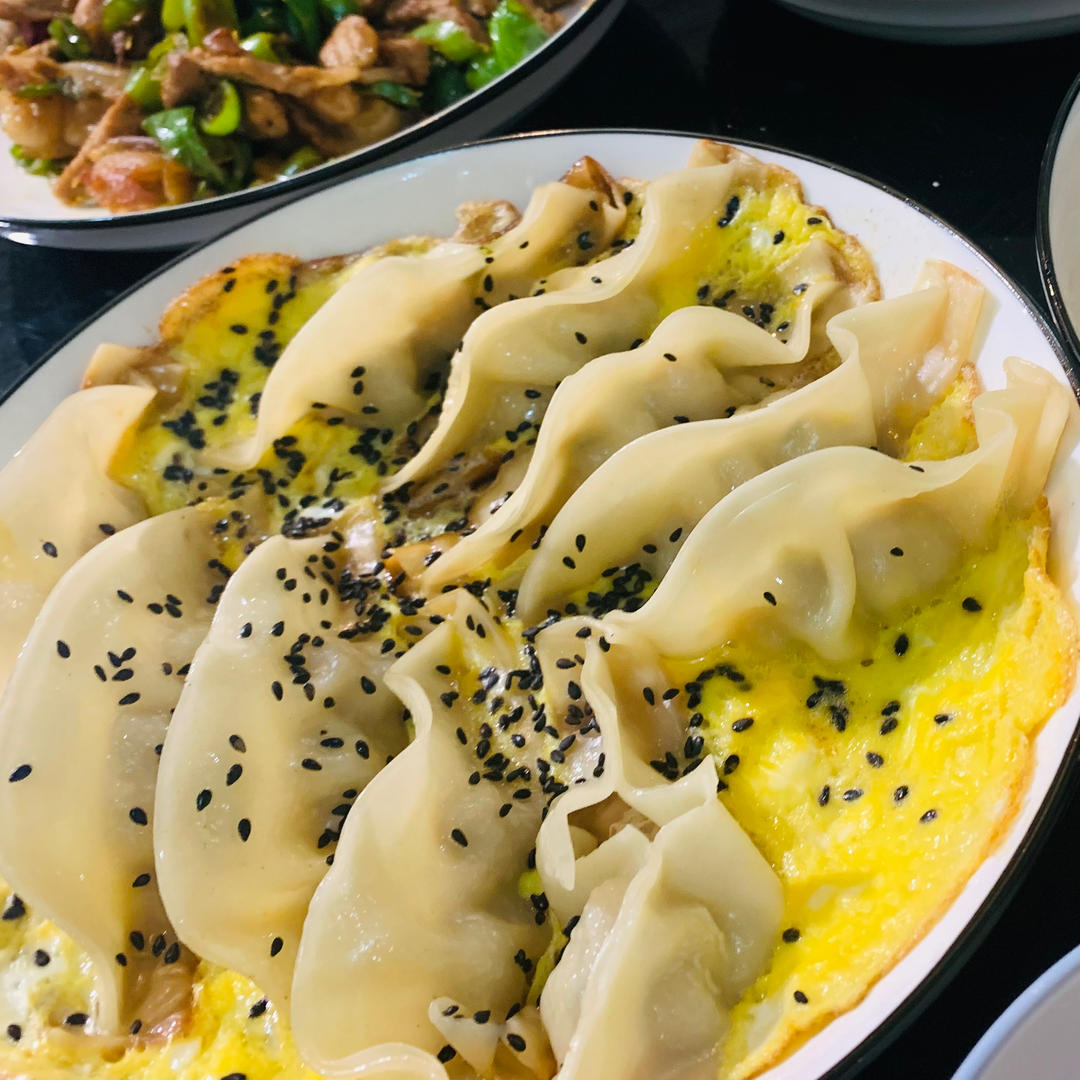 鸡蛋抱煎饺