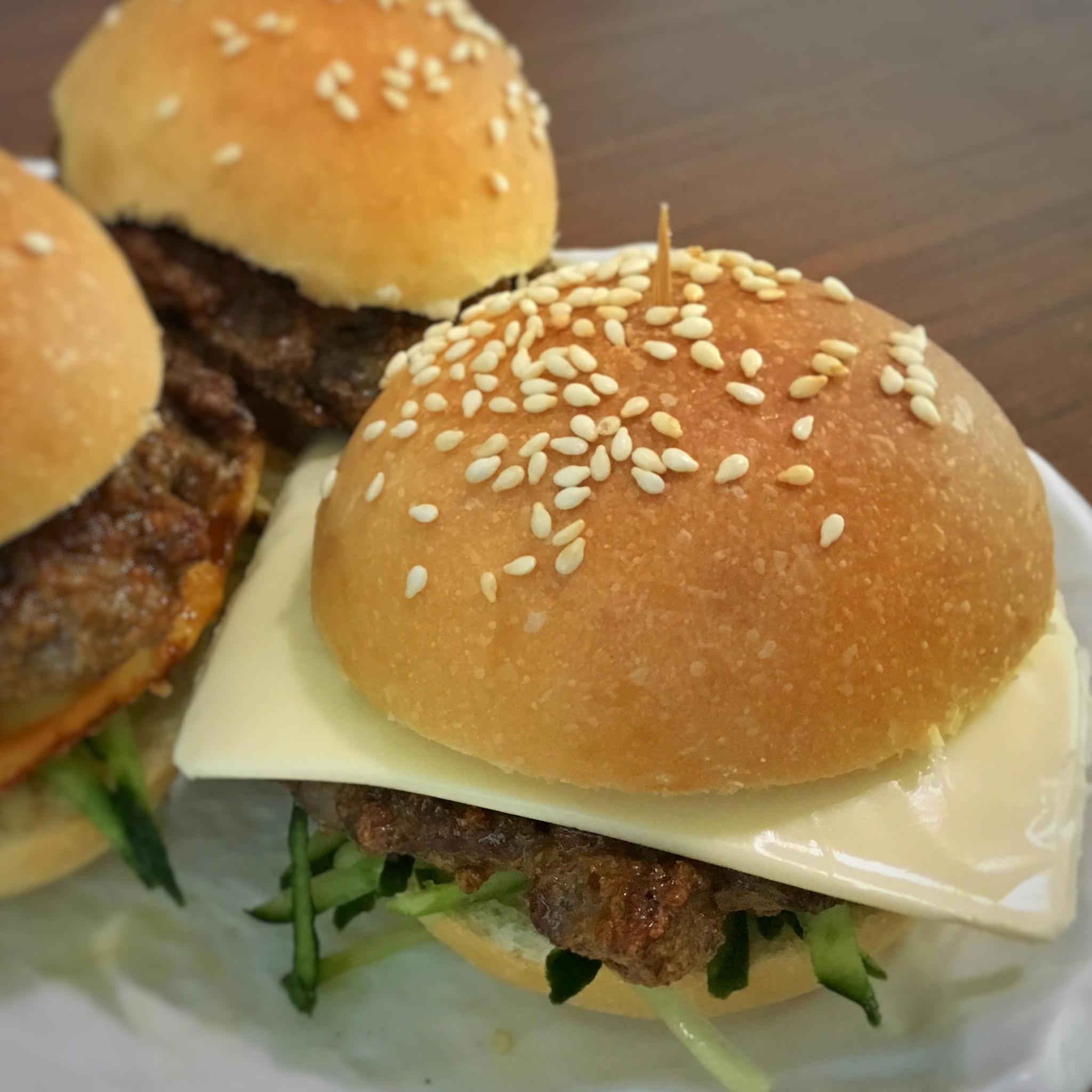 芝士牛肉苹果迷你汉堡