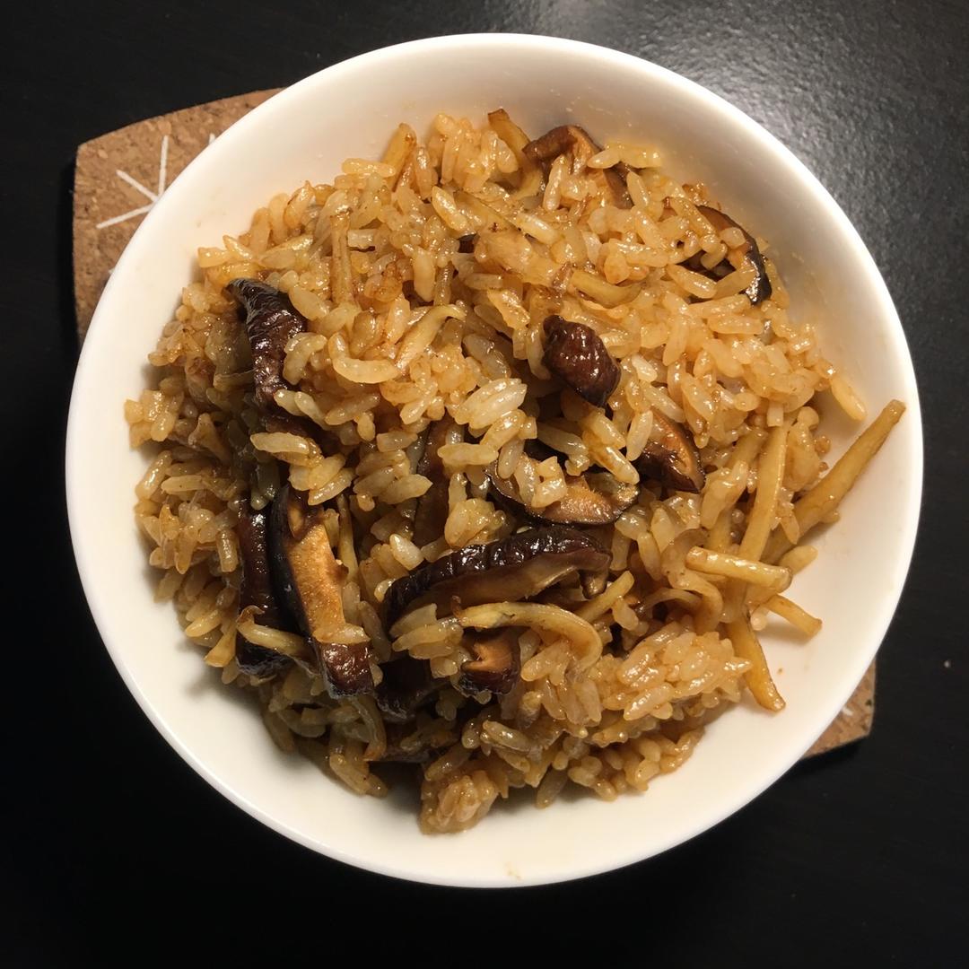 香菇油饭