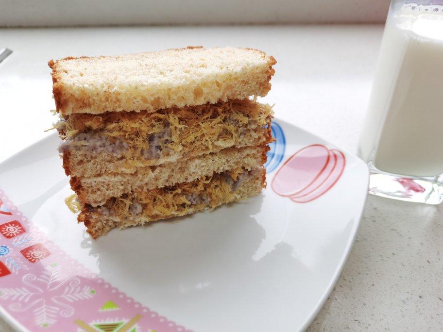 芋泥肉松三明治