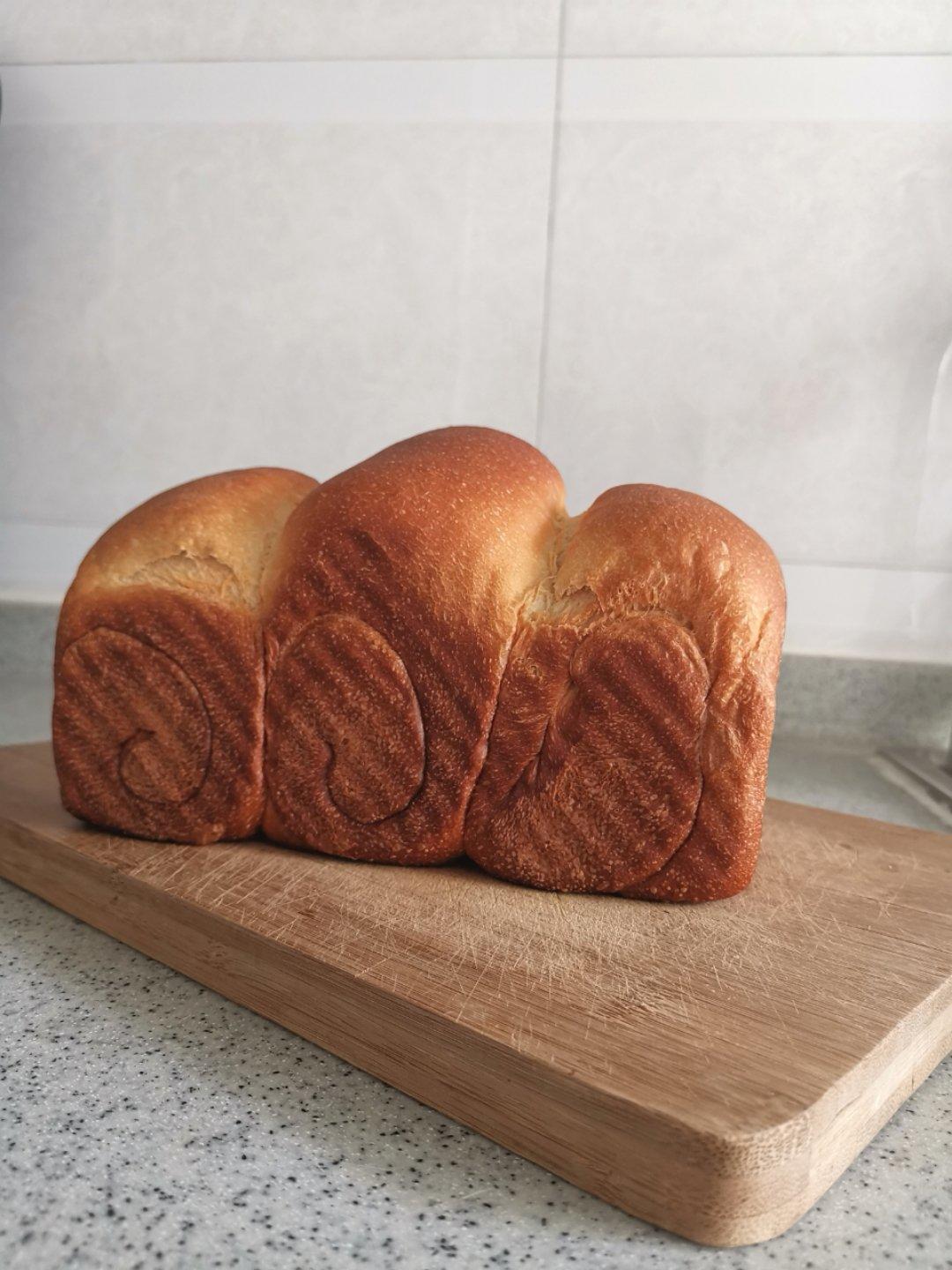 消耗淡奶油利器——恰好的淡奶油吐司