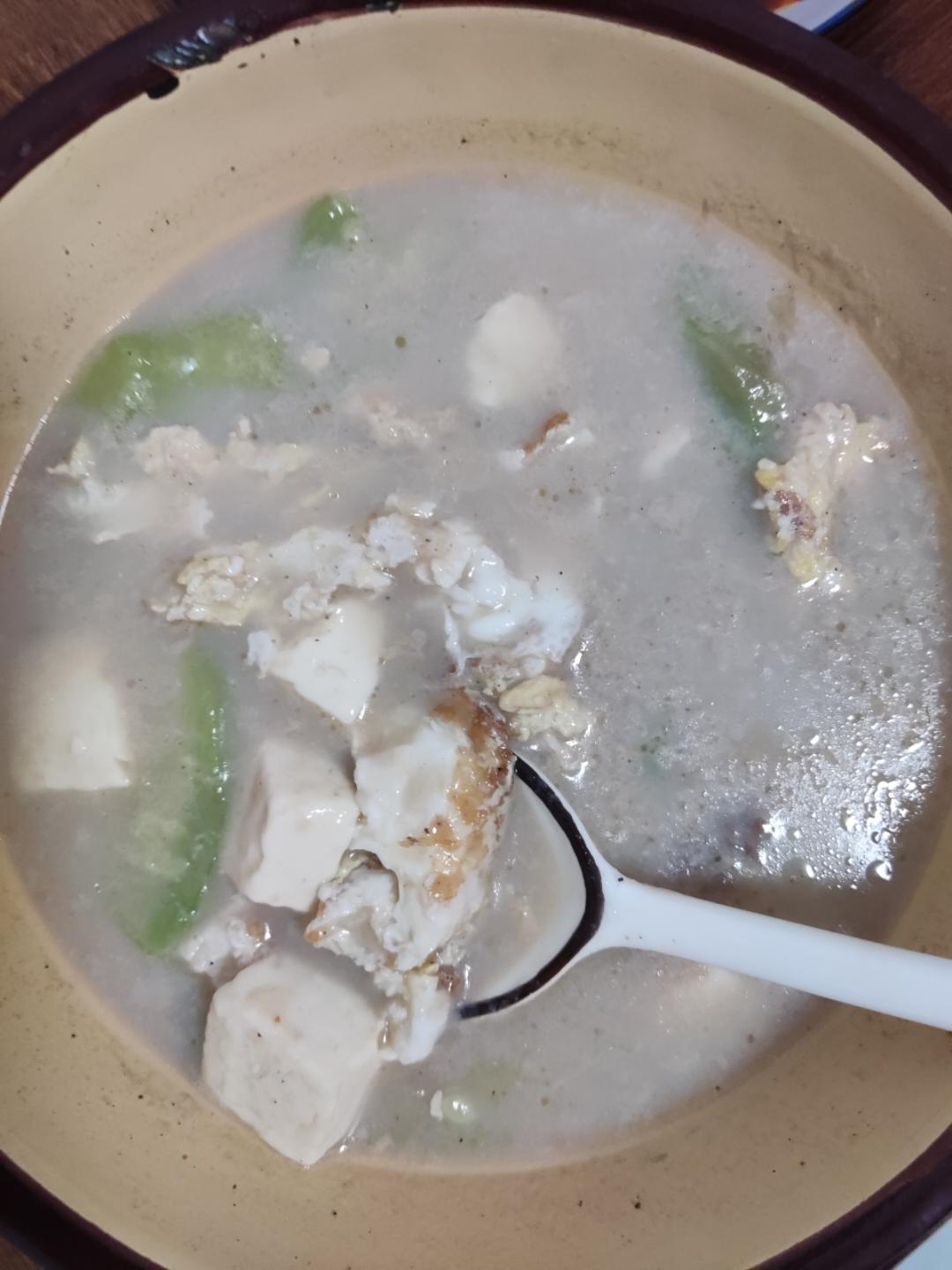 丝瓜豆腐鸡蛋汤