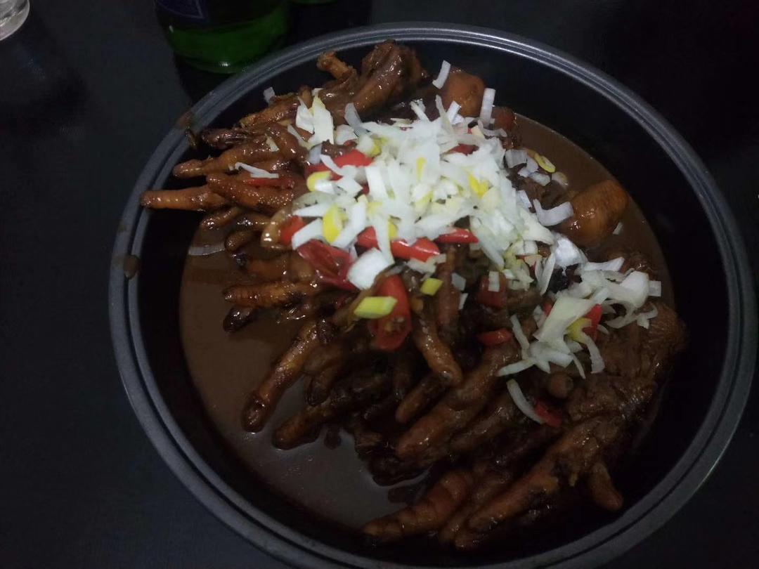 香辣烧鸡爪