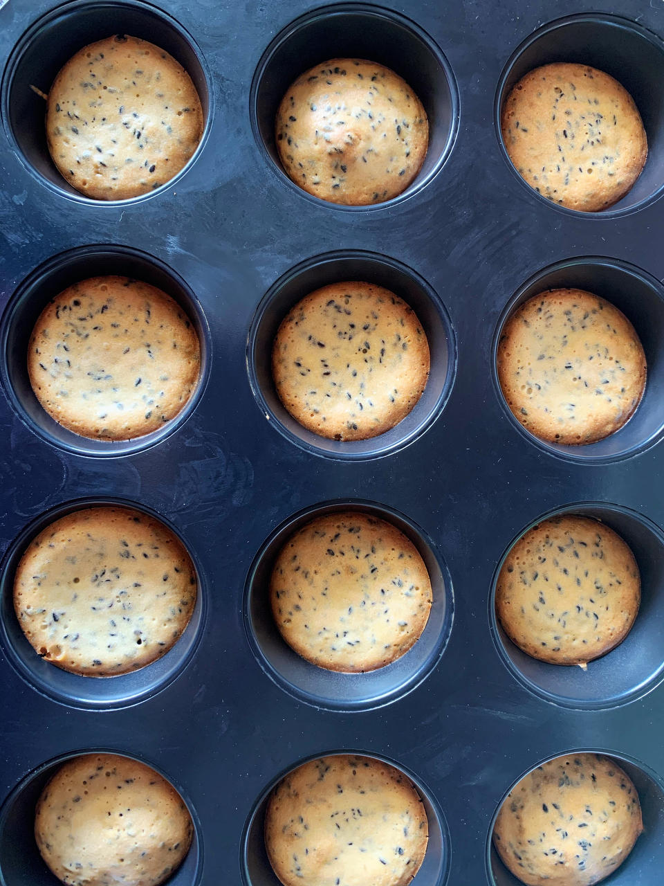 孩子超爱吃的芝麻薄脆饼