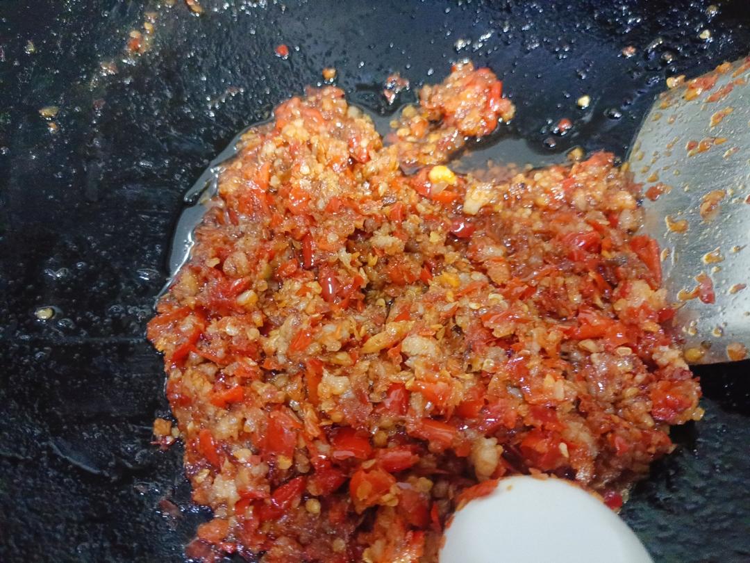 秘制辣椒肉酱(巨好吃)