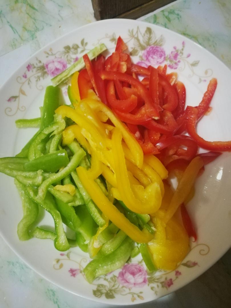 辣炒海带丝（勾氏私房菜）