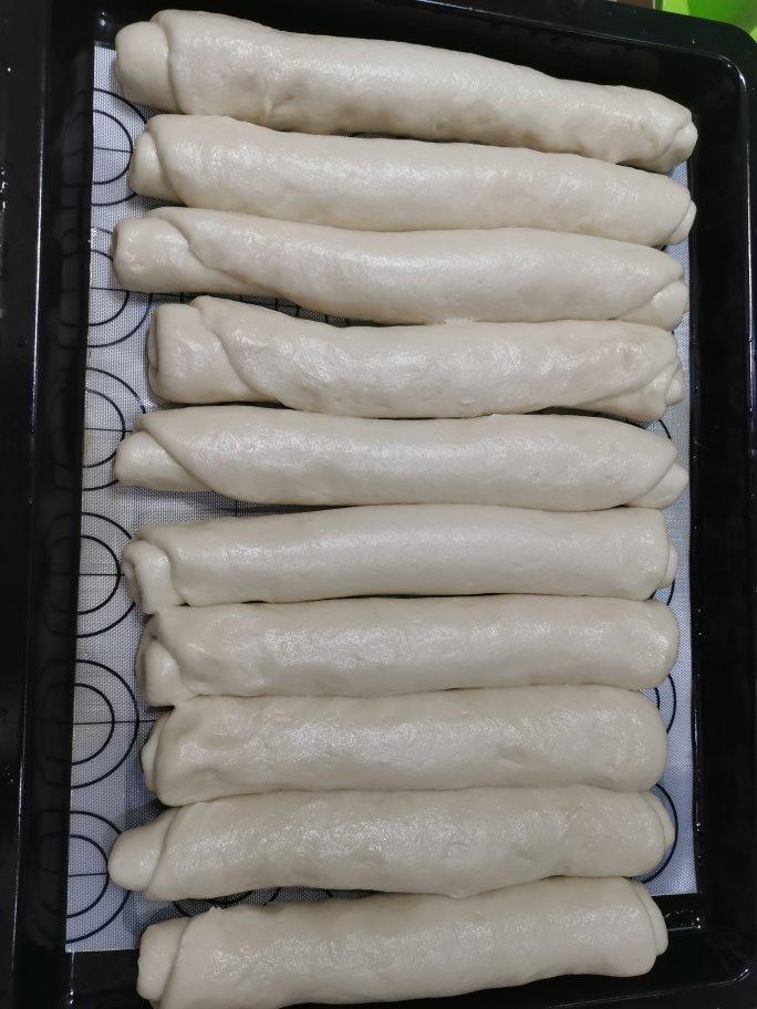 奶香软排包