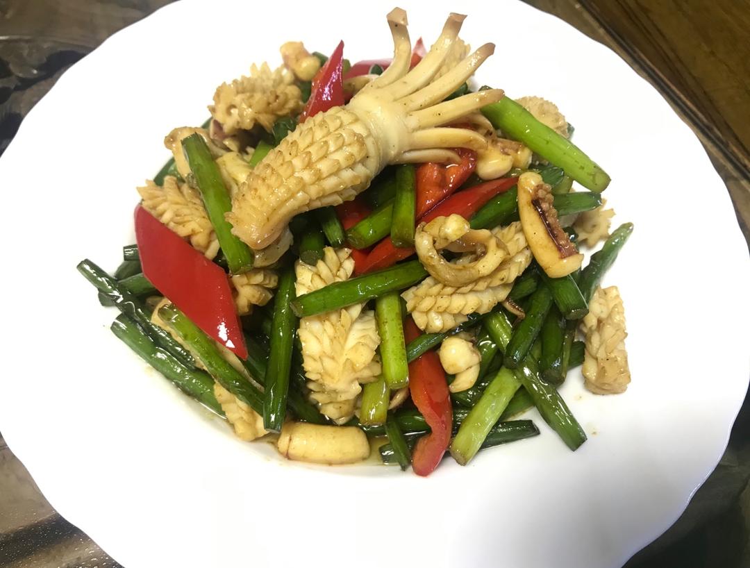 蒜苔炒鱿鱼