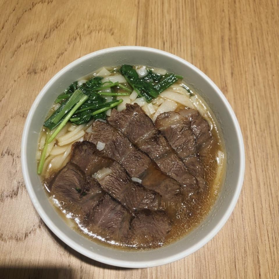 自制牛肉河粉汤