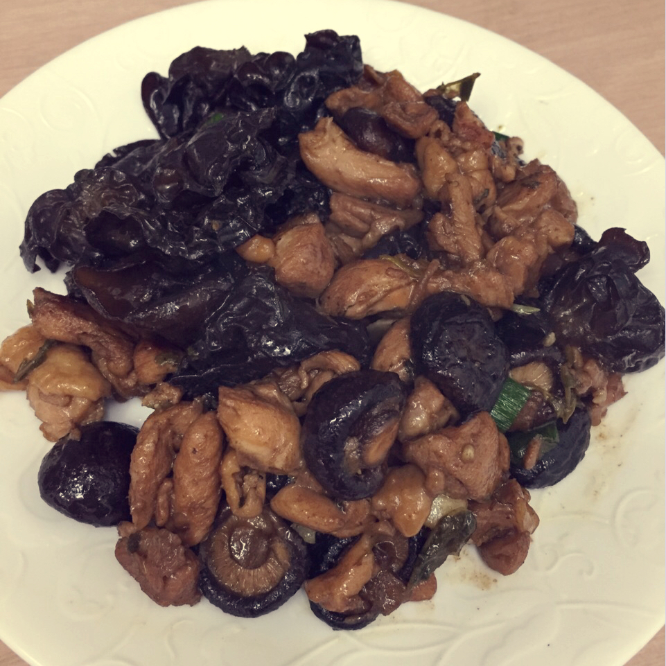 冬菇焖鸡