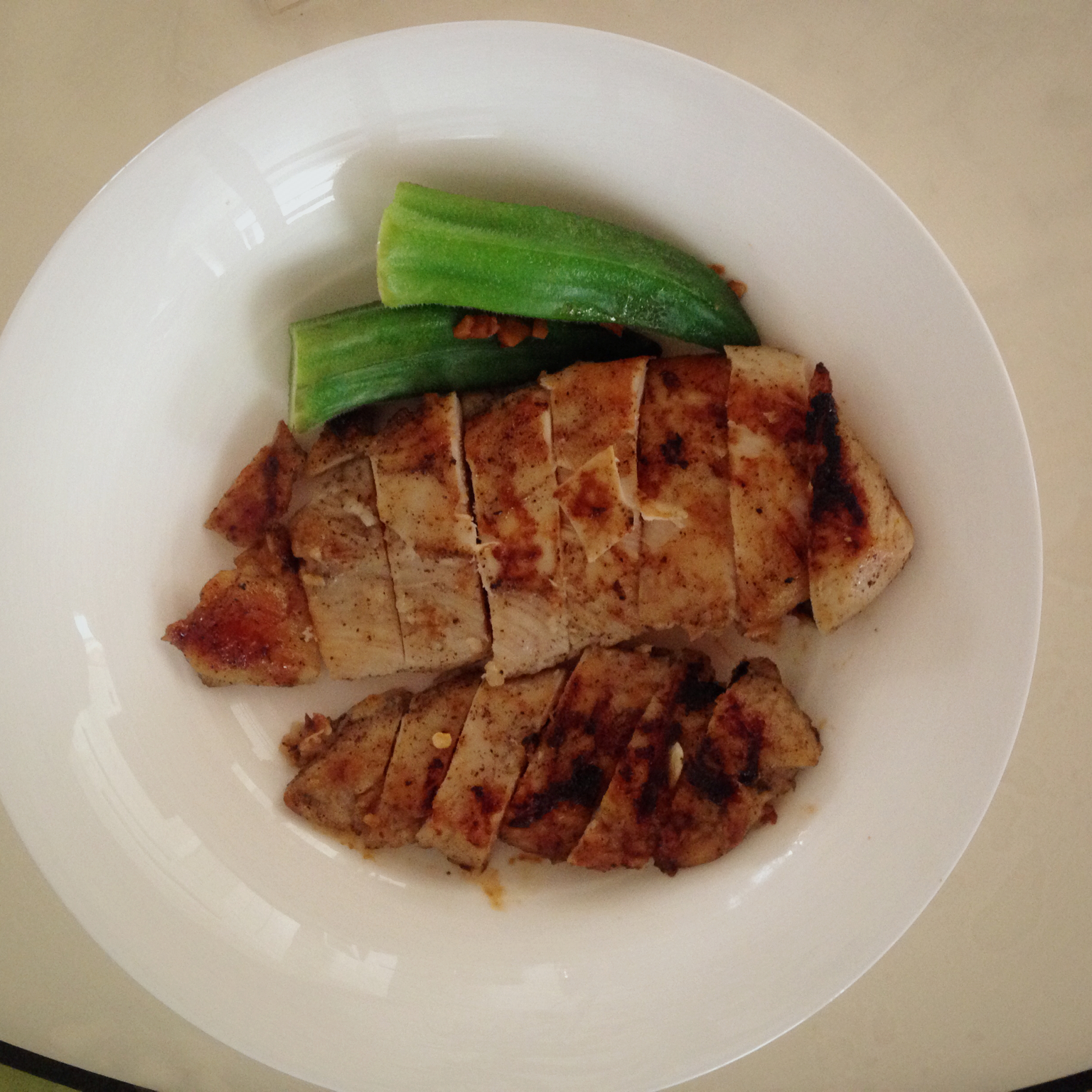 酷炫屌炸天好吃的煎鸡胸肉（香蒜蜂蜜煎鸡胸肉）
