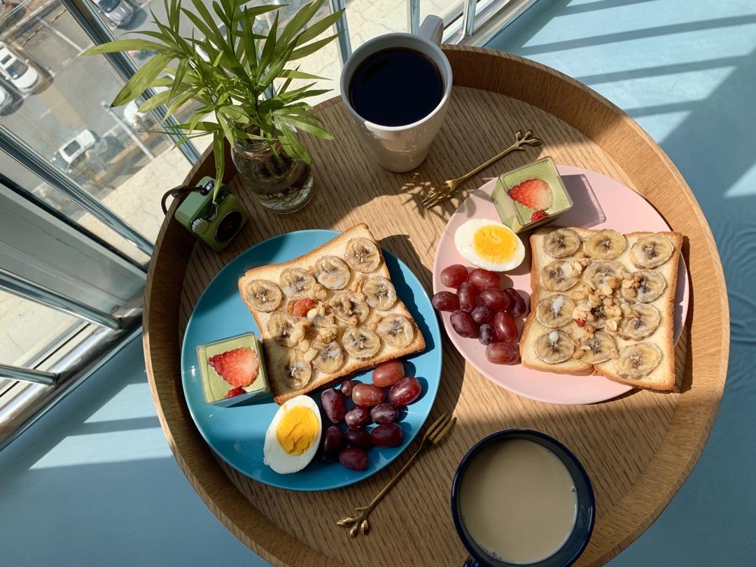 快手早餐·香蕉酸奶吐司