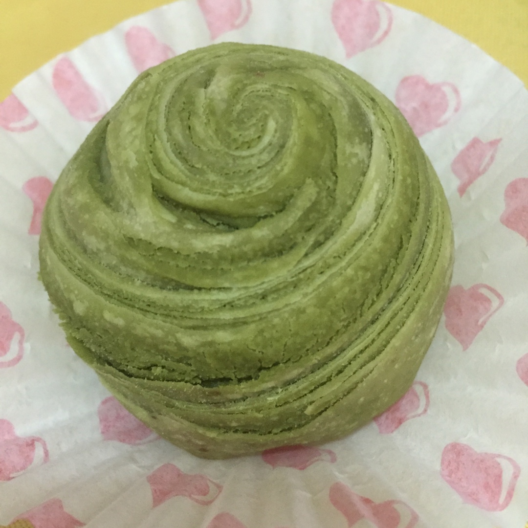 蛋黄酥~紫薯、抹茶、原味~花好月圆，中秋快乐~内附一次做六色蛋黄酥方法~