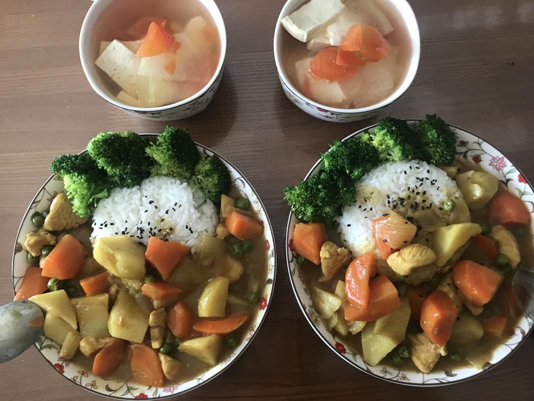 咖喱鸡肉饭