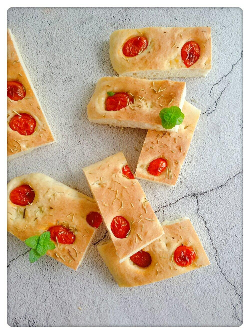 太美腻～油渍番茄佛卡夏