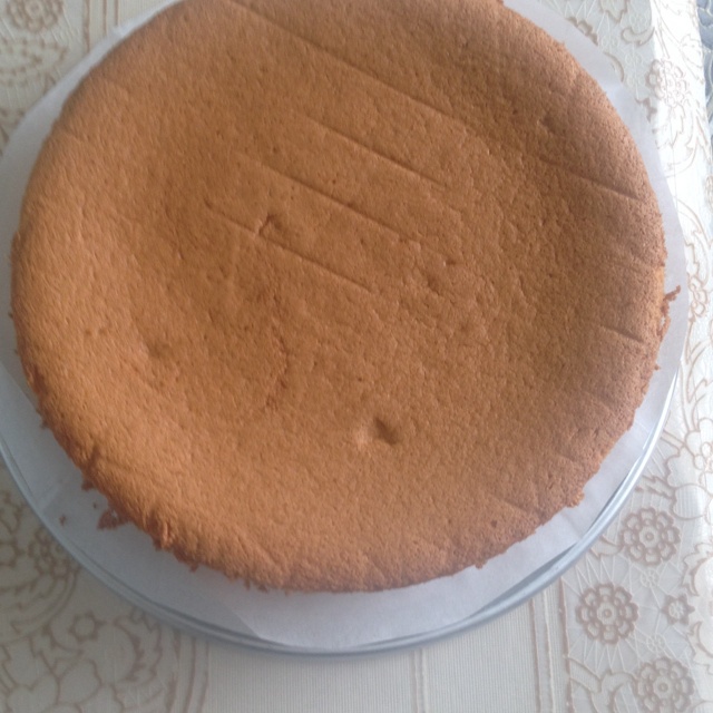 烤箱做蛋糕（戚风蛋糕的做法）