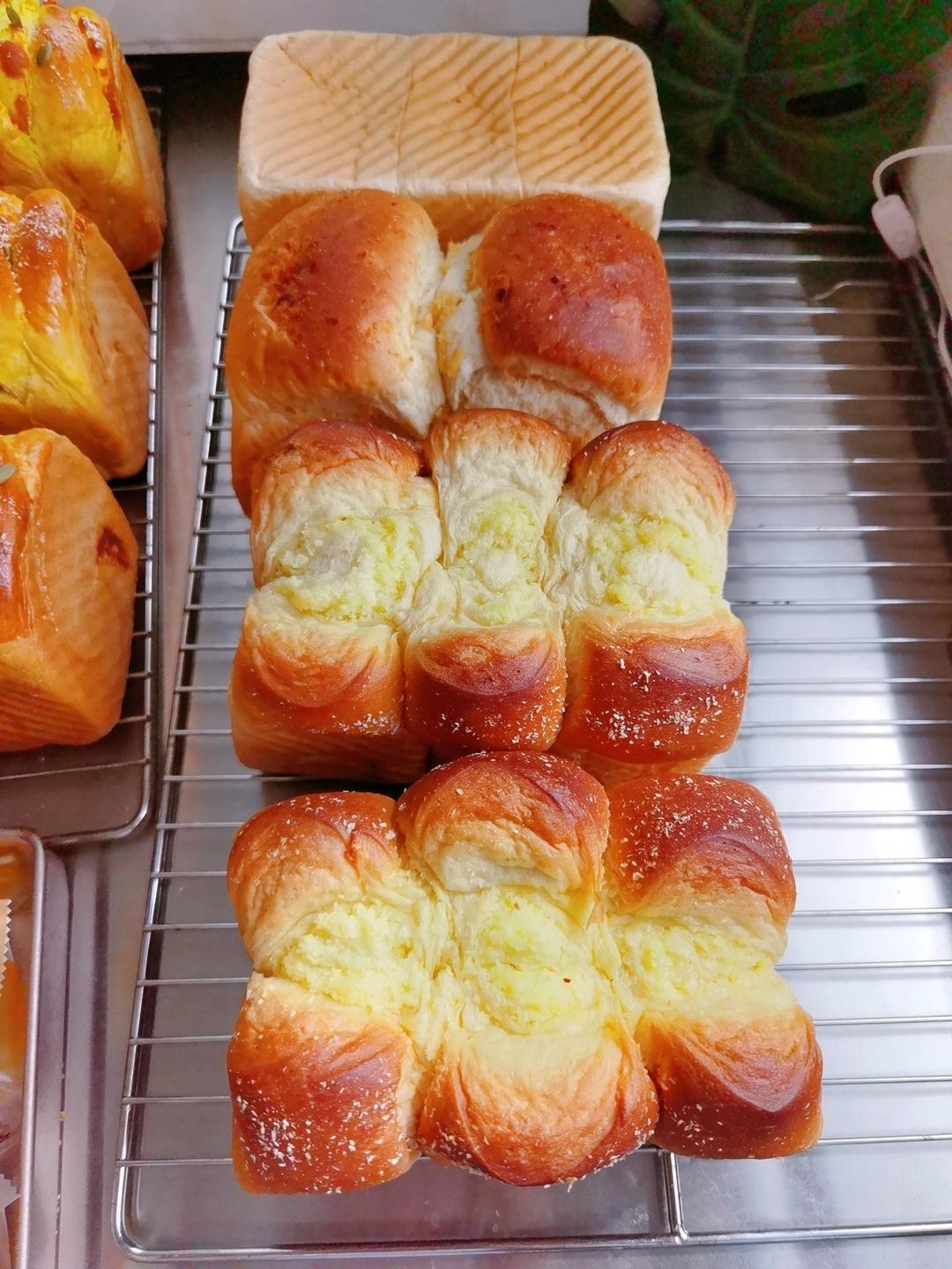 🥥Coconut椰蓉牛奶吐司｜椰香浓郁｜面包柔软｜馅料丰富