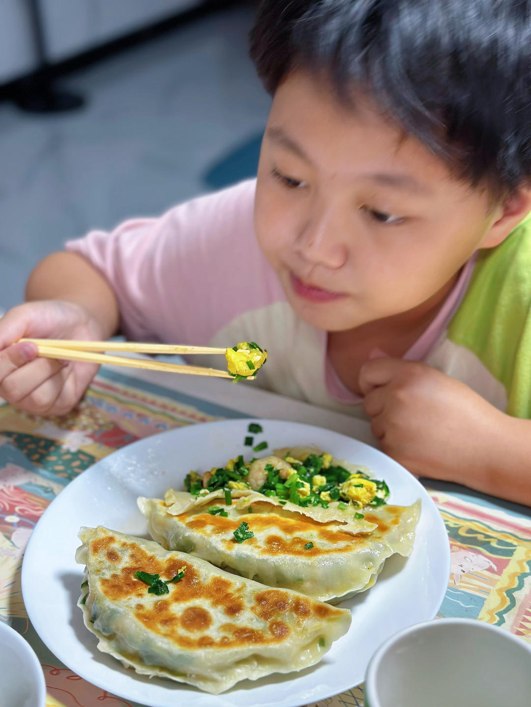 减脂期也很适合吃的韭菜盒子的做法