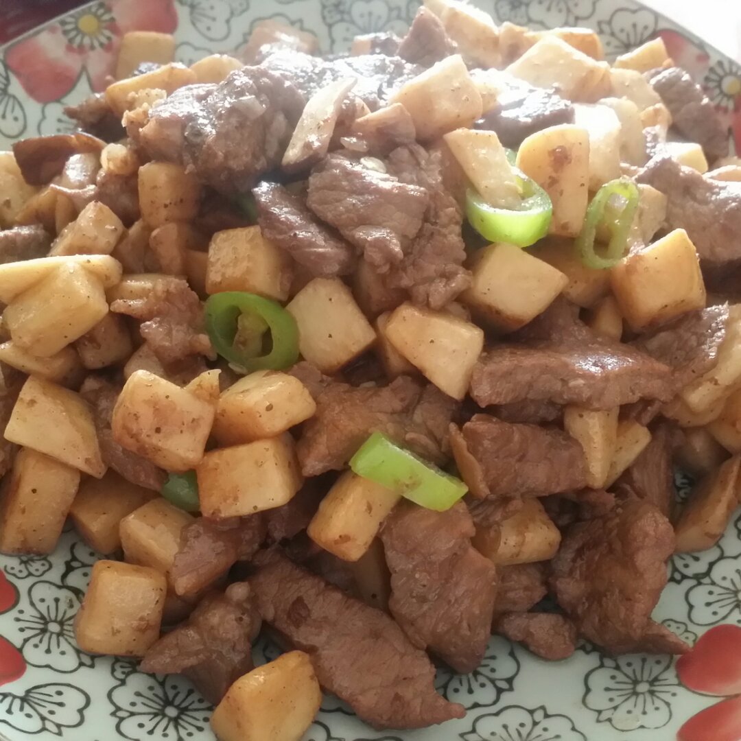 黑椒杏鲍菇牛肉粒