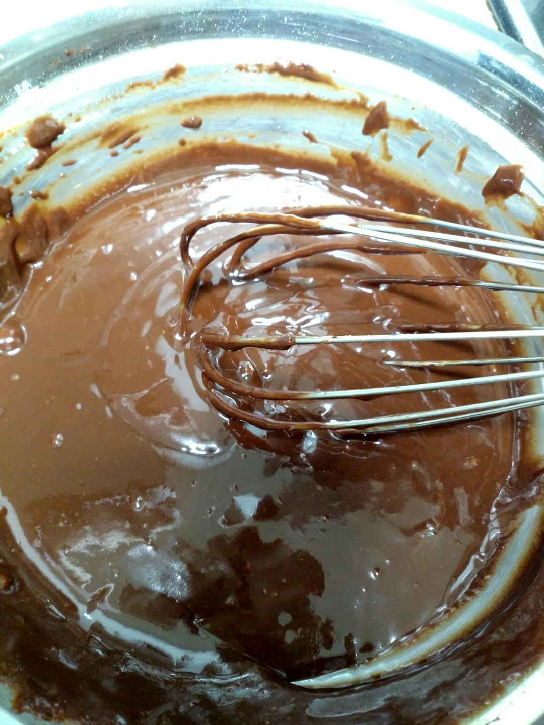 不消泡的巧克力戚风