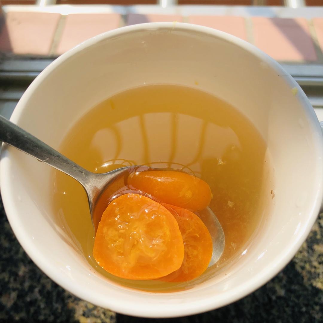 金桔酱润肺止咳化痰疗效好。金桔酱。