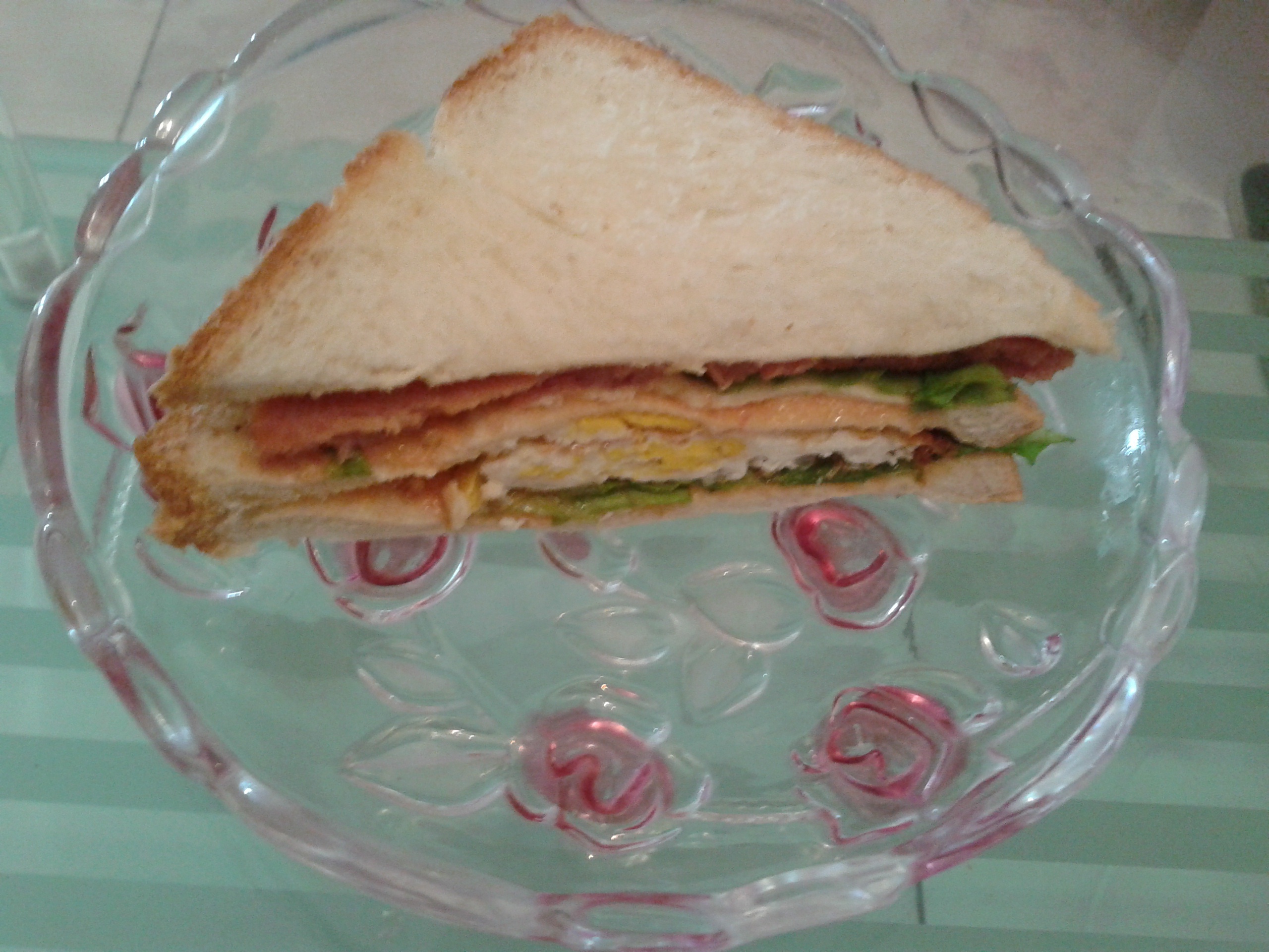 火腿煎蛋三文治