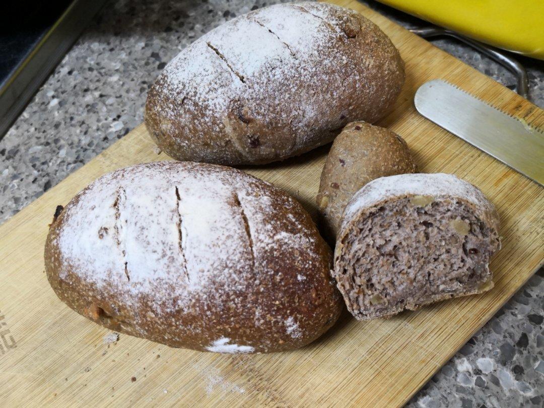 无油无糖全麦果干面包