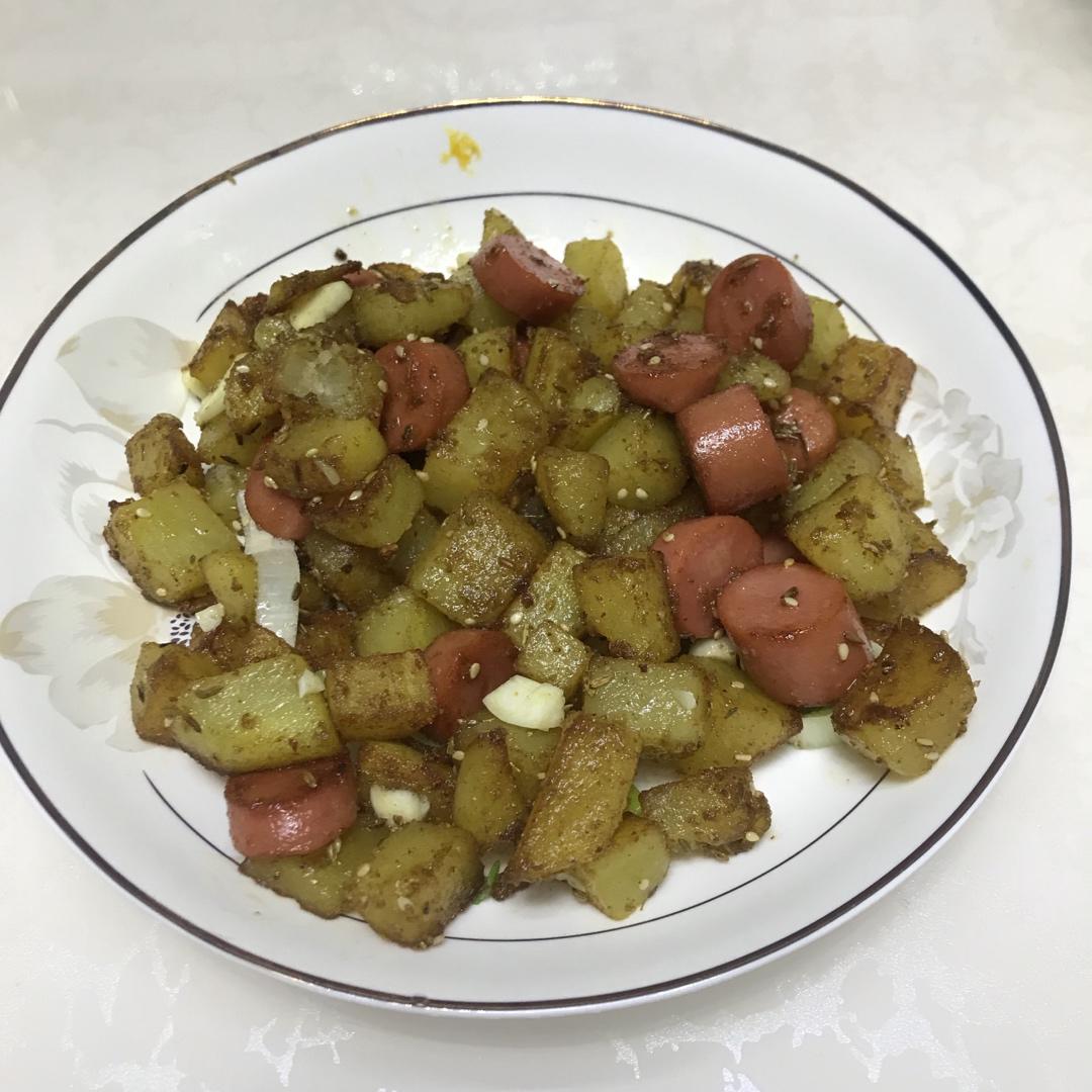 香辣过瘾的孜然土豆火腿，比路边摊还好吃